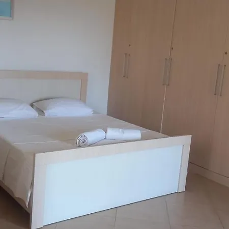 아파트 Himara Apartments