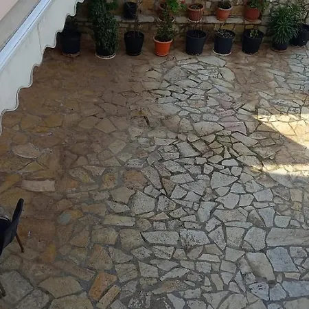 Himara Apartments