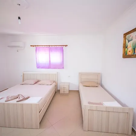 Himara Apartments Himarë