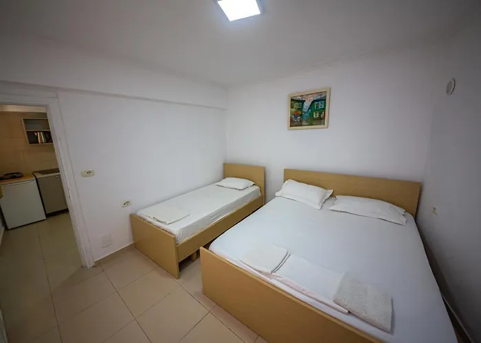 Himara Apartments شقة هيماري