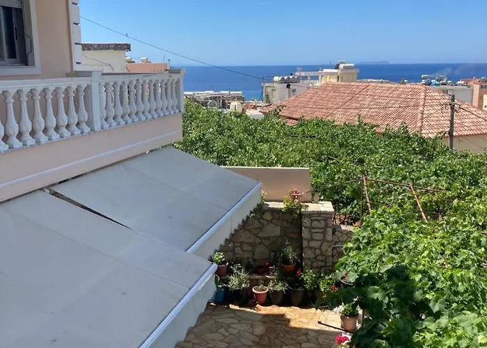 公寓 Himara Apartments