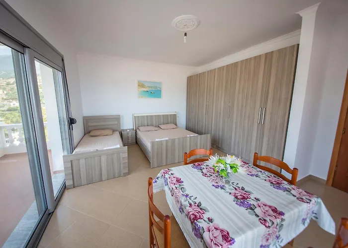 شقة Himara Apartments هيماري